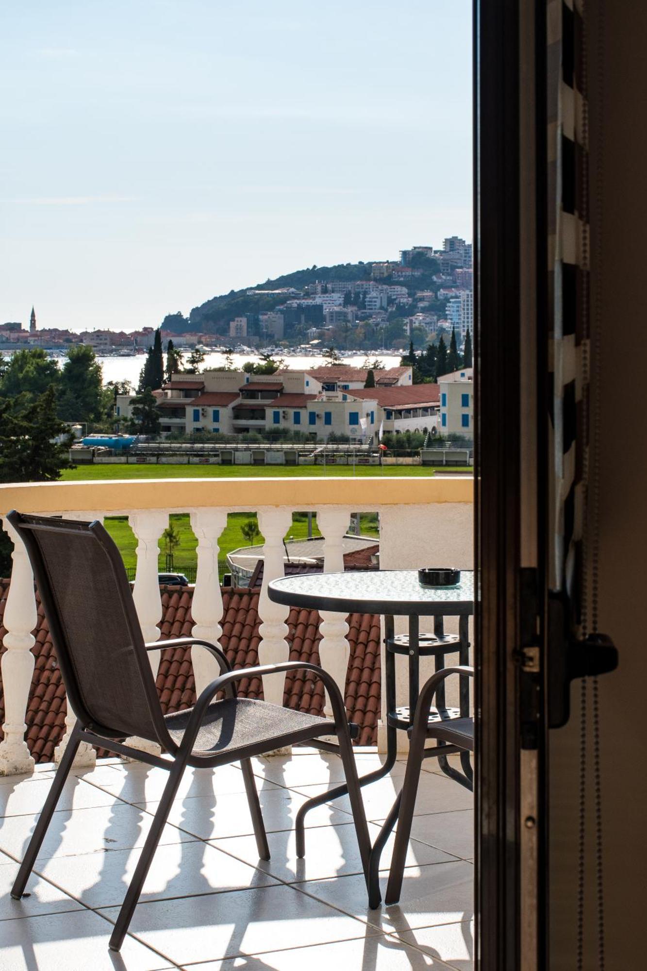 Villa Vojnic Budva Luaran gambar
