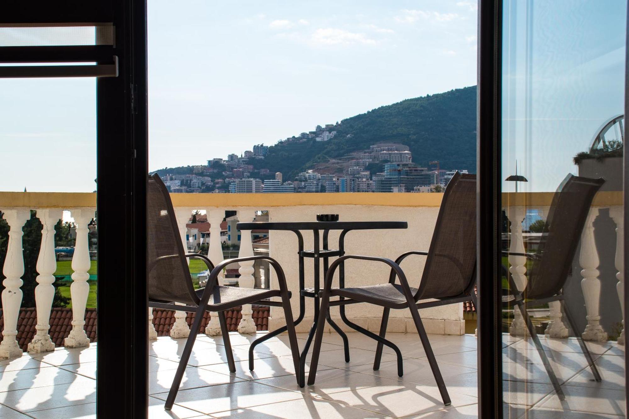 Villa Vojnic Budva Luaran gambar