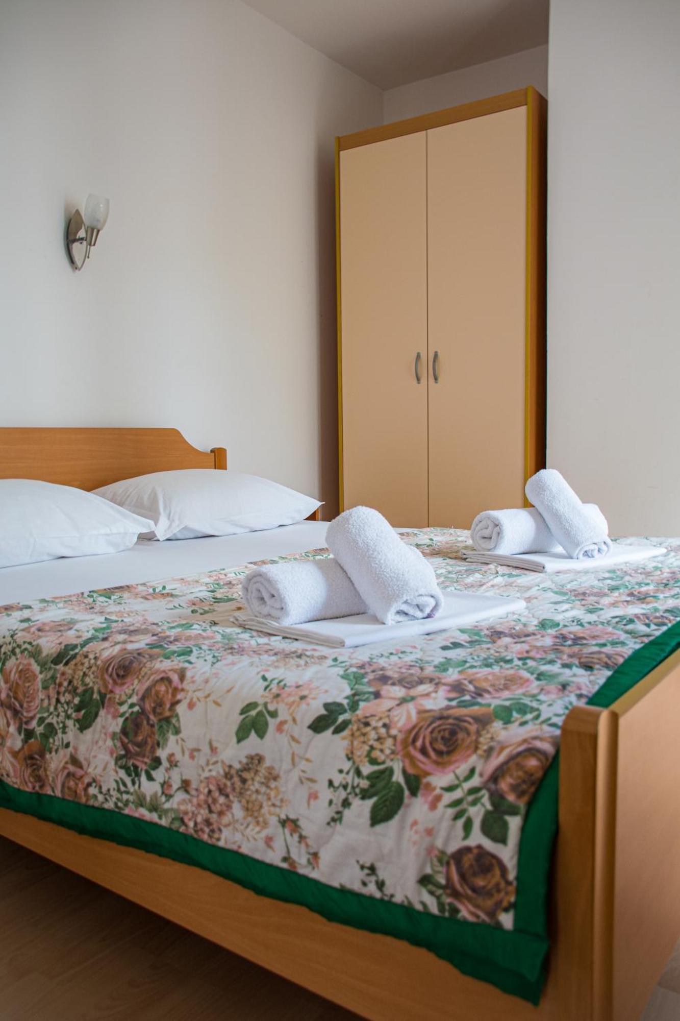 Villa Vojnic Budva Luaran gambar