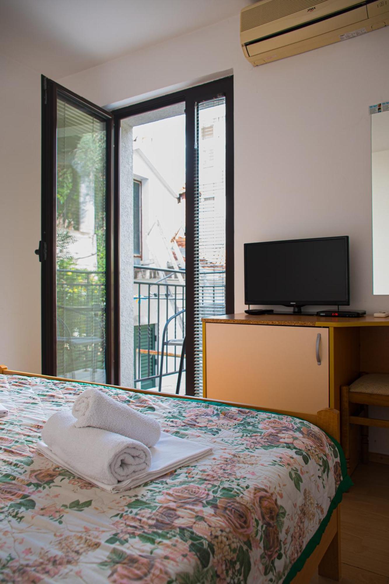 Villa Vojnic Budva Luaran gambar