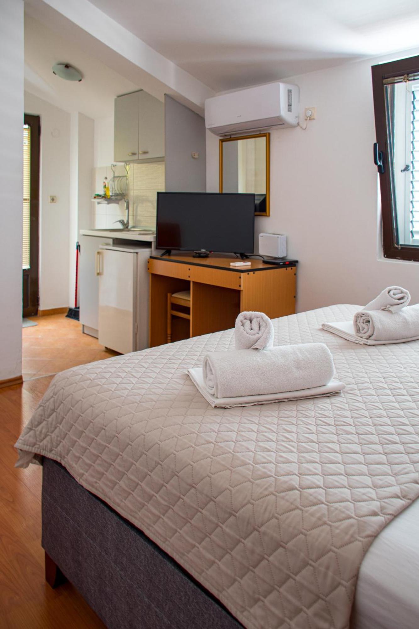 Villa Vojnic Budva Luaran gambar